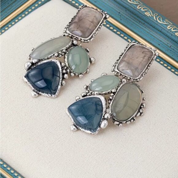 🩶 NEW Elegant Multi-Stone & Silver Dangle Stud Earrings 🩶 - Picture 3 of 7